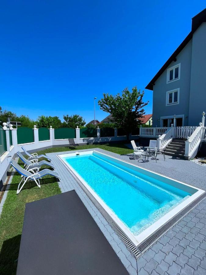 Apartmán Traum Mit Pool+balkon Vídeň